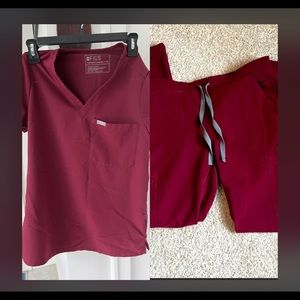 Figs burgundy XS set